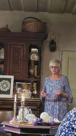 10.08.2025. Anna Sell - egg sculptress. Małe jest piękne. Prezentacja prac wlasnych